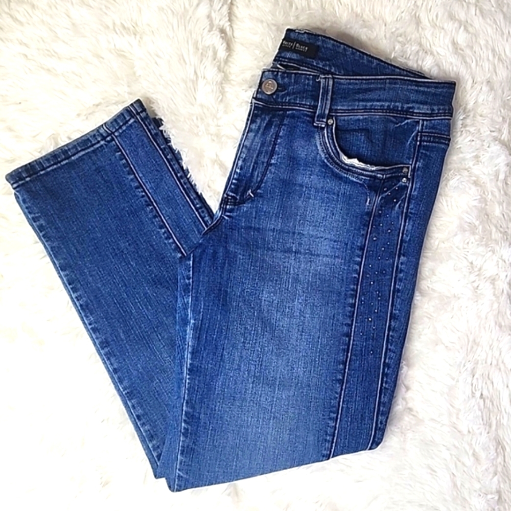 White House, Black Market, Slim Crop, Sz 8, L 25
